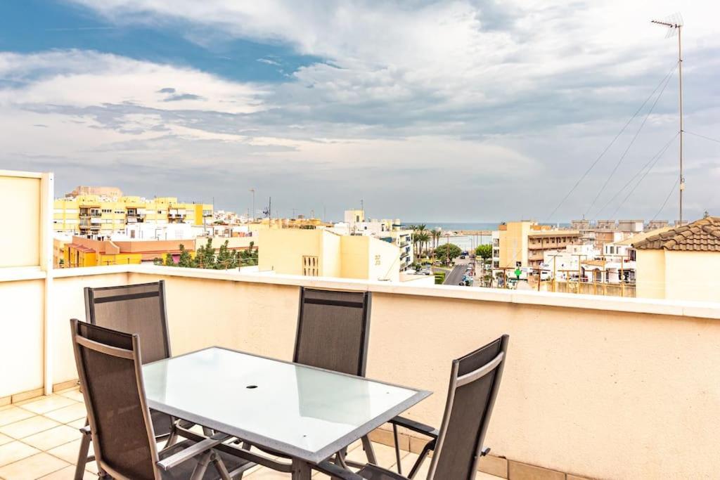 Atico Con Terraza Y Piscina Daire Peñíscola Dış mekan fotoğraf